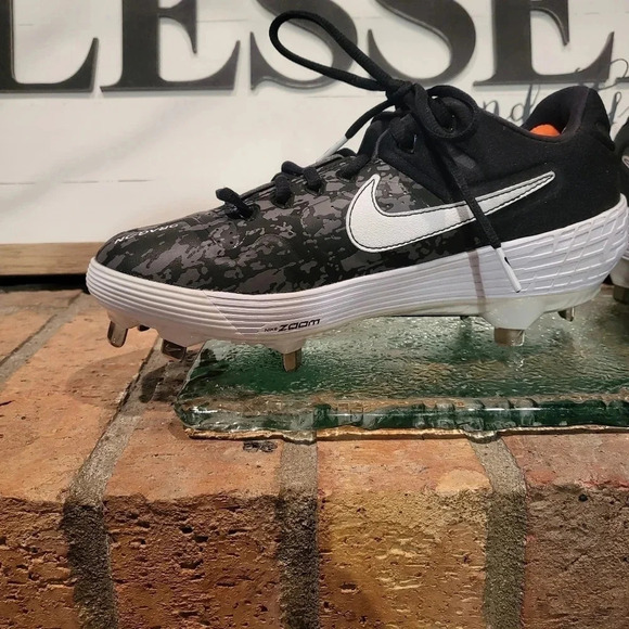 Nike Alpha Huarache Elite 2 Low Softball Metal Cleats #AJ7732-001 - Picture 11 of 11